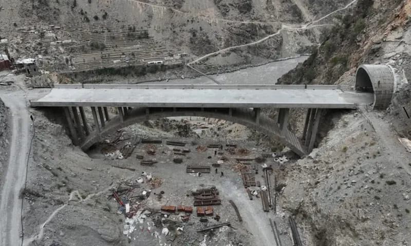 داسو ہائیڈرو پاور پراجیکٹ: متبادل شاہراہ قراقرم پر پہلا محرابی پل مکمل